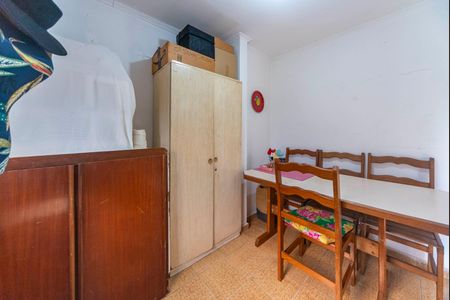 Casa à venda com 198m², 3 quartos e 3 vagasQuarto de Serviço