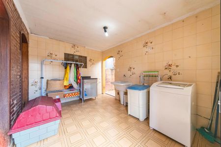 Casa à venda com 198m², 3 quartos e 3 vagasÁrea de Serviço