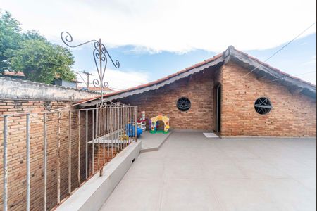 Casa à venda com 198m², 3 quartos e 3 vagasCobertura