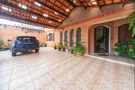 Casa à venda com 198m², 3 quartos e 3 vagasGaragem