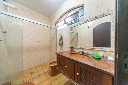 Casa à venda com 198m², 3 quartos e 3 vagasBanheiro do Quarto 2