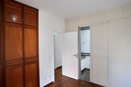Apartamento à venda com 90m², 3 quartos e 1 vagaSuíte