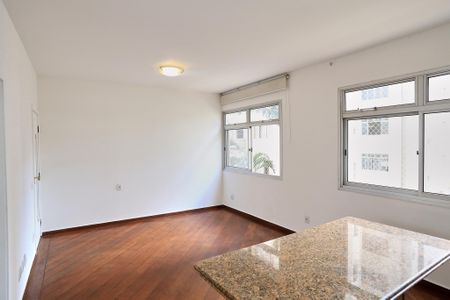 Apartamento à venda com 90m², 3 quartos e 1 vagaSala