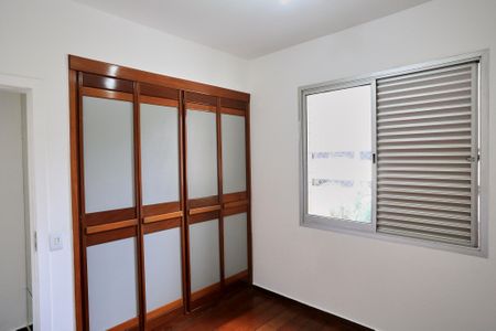Apartamento à venda com 90m², 3 quartos e 1 vagaQuarto