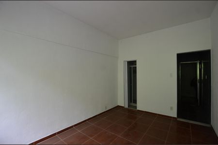 Sala/Quarto de apartamento para alugar com 1 quarto, 25m² em Cascadura, Rio de Janeiro