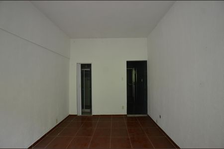 Sala/Quarto de apartamento para alugar com 1 quarto, 25m² em Cascadura, Rio de Janeiro