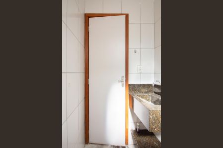 Apartamento para alugar com 48m², 2 quartos e 1 vaga Apartamento para alugar com 48m², 2 quartos e 1 vagaBanheiro
