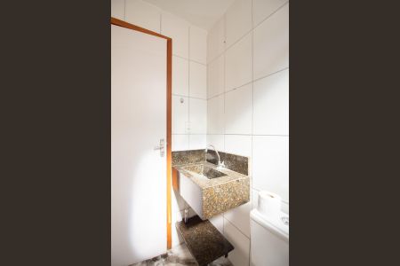 Apartamento para alugar com 48m², 2 quartos e 1 vaga Apartamento para alugar com 48m², 2 quartos e 1 vagaBanheiro