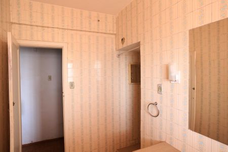 Apartamento para alugar com 100m², 3 quartos e sem vagaBanheiro