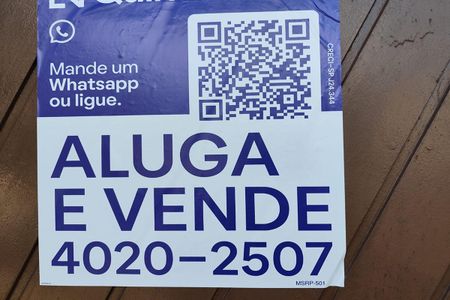 Casa para alugar com 300m², 6 quartos e 6 vagasFachada