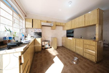 Casa para alugar com 300m², 6 quartos e 6 vagasCozinha
