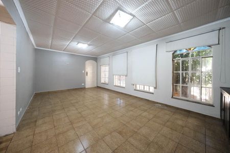 Sala de casa à venda com 4 quartos, 300m² em Cidade Líder, São Paulo