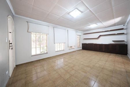 Sala de casa à venda com 4 quartos, 300m² em Cidade Líder, São Paulo