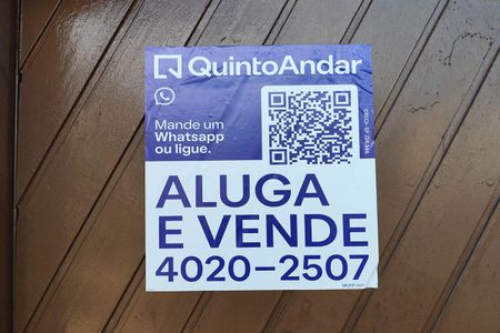 Casa para alugar com 300m², 6 quartos e 6 vagasFachada
