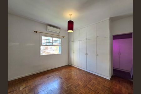 Casa de condomínio para alugar com 130m², 2 quartos e 1 vagaSuíte