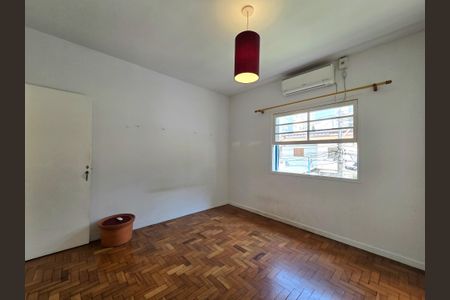 Casa de condomínio para alugar com 130m², 2 quartos e 1 vagaSuíte 