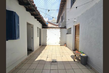 Casa de condomínio para alugar com 130m², 2 quartos e 1 vagaÁrea externa