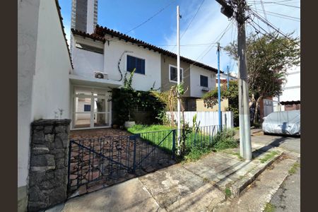 Casa de condomínio para alugar com 130m², 2 quartos e 1 vagaFachada da Casa