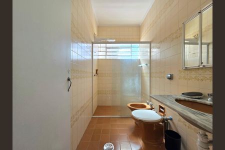 Casa de condomínio para alugar com 130m², 2 quartos e 1 vagaBanheiro Social