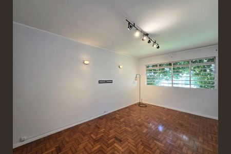 Casa de condomínio para alugar com 130m², 2 quartos e 1 vagaSala