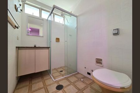 Casa de condomínio para alugar com 130m², 2 quartos e 1 vagaBanheiro da Suíte