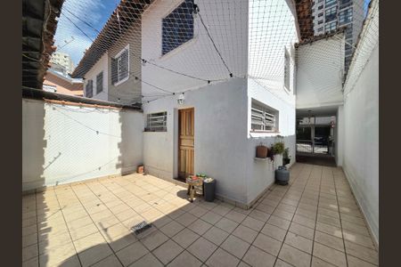 Casa de condomínio para alugar com 130m², 2 quartos e 1 vagaÁrea externa