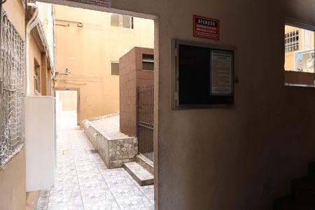Apartamento para alugar com 52m², 2 quartos e 1 vagaÁrea comum - Saguão do prédio