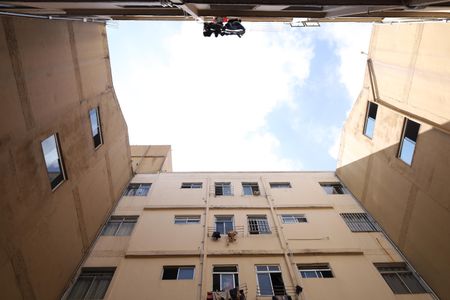 Apartamento para alugar com 52m², 2 quartos e 1 vagaÁrea comum - Prédio