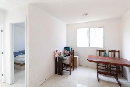 Sala de apartamento para alugar com 2 quartos, 40m² em Santa Cruz, Rio de Janeiro