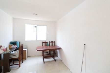 Sala de apartamento para alugar com 2 quartos, 40m² em Santa Cruz, Rio de Janeiro