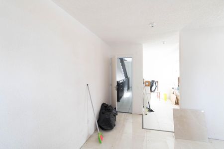Sala de apartamento para alugar com 2 quartos, 40m² em Santa Cruz, Rio de Janeiro