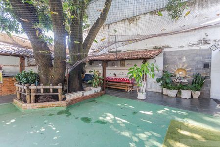 Casa para alugar com 450m², 4 quartos e 4 vagasEspaço Gourmet/Área de Serviço