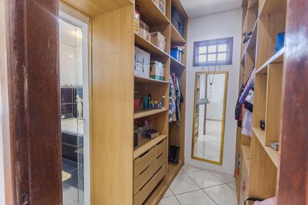 Casa para alugar com 450m², 4 quartos e 4 vagasCloset da Suíte