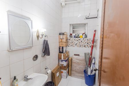 Casa para alugar com 450m², 4 quartos e 4 vagasBanheiro Social 2 no 2° Pavimento