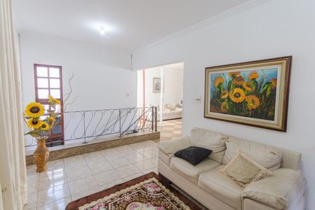 Casa para alugar com 450m², 4 quartos e 4 vagasSala 2