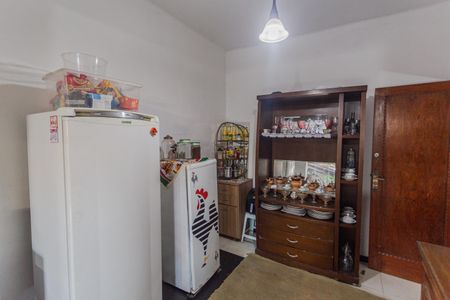 Casa para alugar com 450m², 4 quartos e 4 vagasCopa no 2° Pavimento