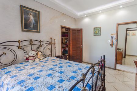 Casa para alugar com 450m², 4 quartos e 4 vagasSuíte