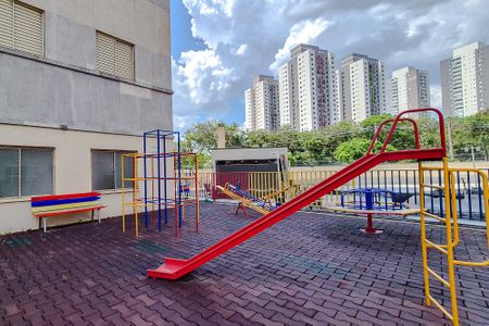 Apartamento para alugar com 67m², 3 quartos e 2 vagasÁrea comum - Playground