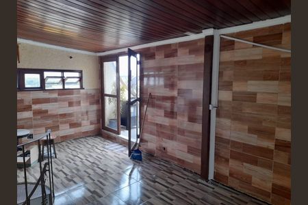 Casa para alugar com 140m², 4 quartos e 2 vagasSalão
