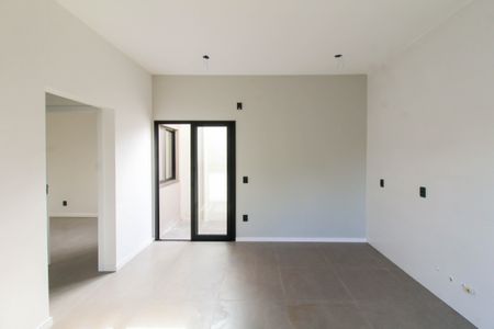 Casa à venda com 50m², 2 quartos e 2 vagas Casa à venda com 50m², 2 quartos e 2 vagasSala/Cozinha