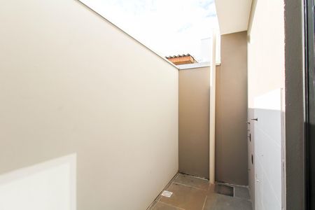Casa à venda com 50m², 2 quartos e 2 vagas Casa à venda com 50m², 2 quartos e 2 vagasÁrea de Serviço