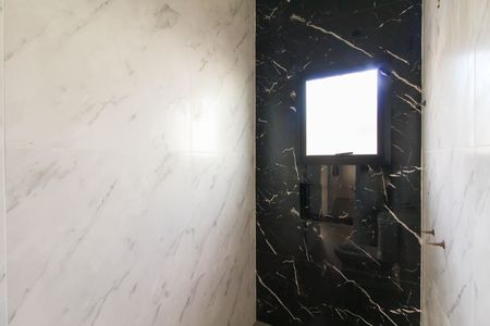 Casa à venda com 50m², 2 quartos e 2 vagas Casa à venda com 50m², 2 quartos e 2 vagasBanheiro