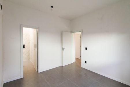 Casa à venda com 50m², 2 quartos e 2 vagas Casa à venda com 50m², 2 quartos e 2 vagasSuíte
