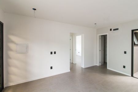 Casa à venda com 54m², 2 quartos e 2 vagasSala/Cozinha