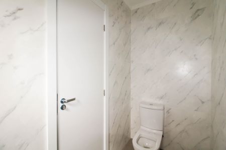 Casa à venda com 54m², 2 quartos e 2 vagasBanheiro