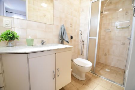 Apartamento à venda com 66m², 1 quarto e 1 vagaBanheiro