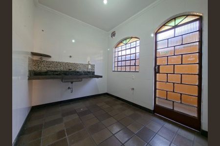 Casa para alugar com 200m², 3 quartos e 4 vagasCozinha