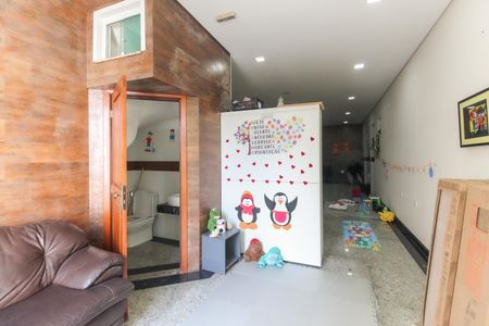 Apartamento à venda com 150m², 6 quartos e sem vagaSalão de Festas