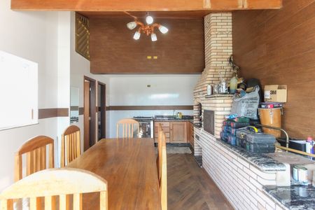 Apartamento à venda com 150m², 6 quartos e sem vagaÁrea comum - Churrasqueira