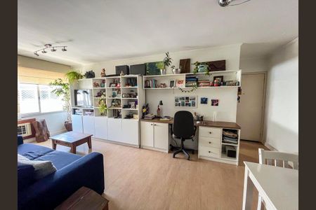 Sala de apartamento para alugar com 3 quartos, 110m² em Santana, Porto Alegre